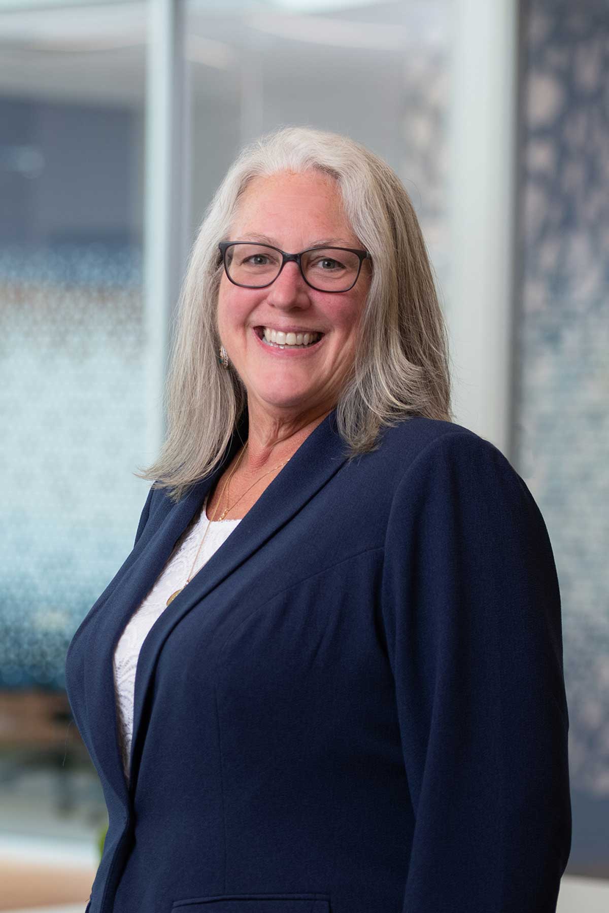 Wanda Mounts 3569 Cropped Web